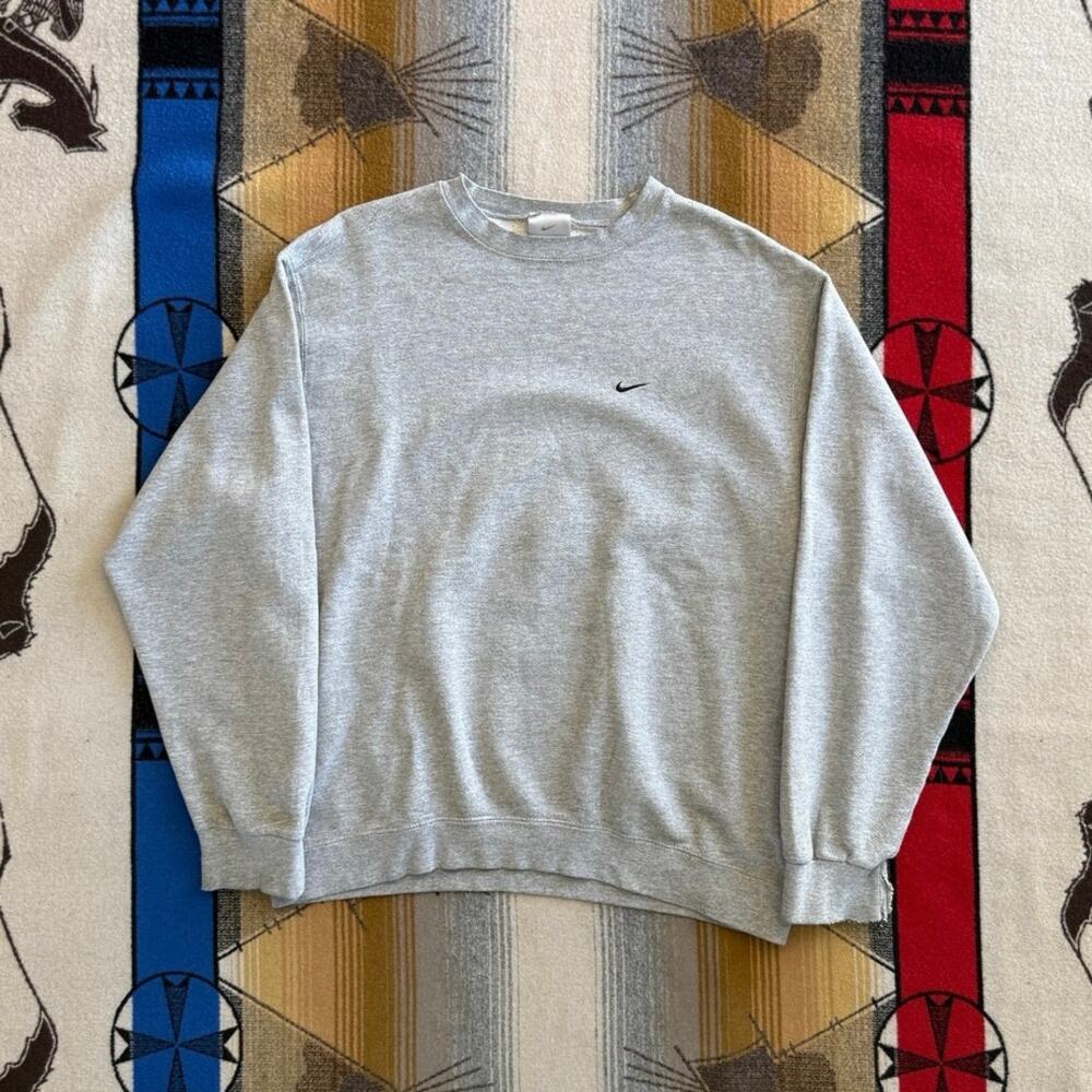 Vintage Y2K Nike Gray Tag Embroidered Crewneck Sweatshirt Size Large Distressed